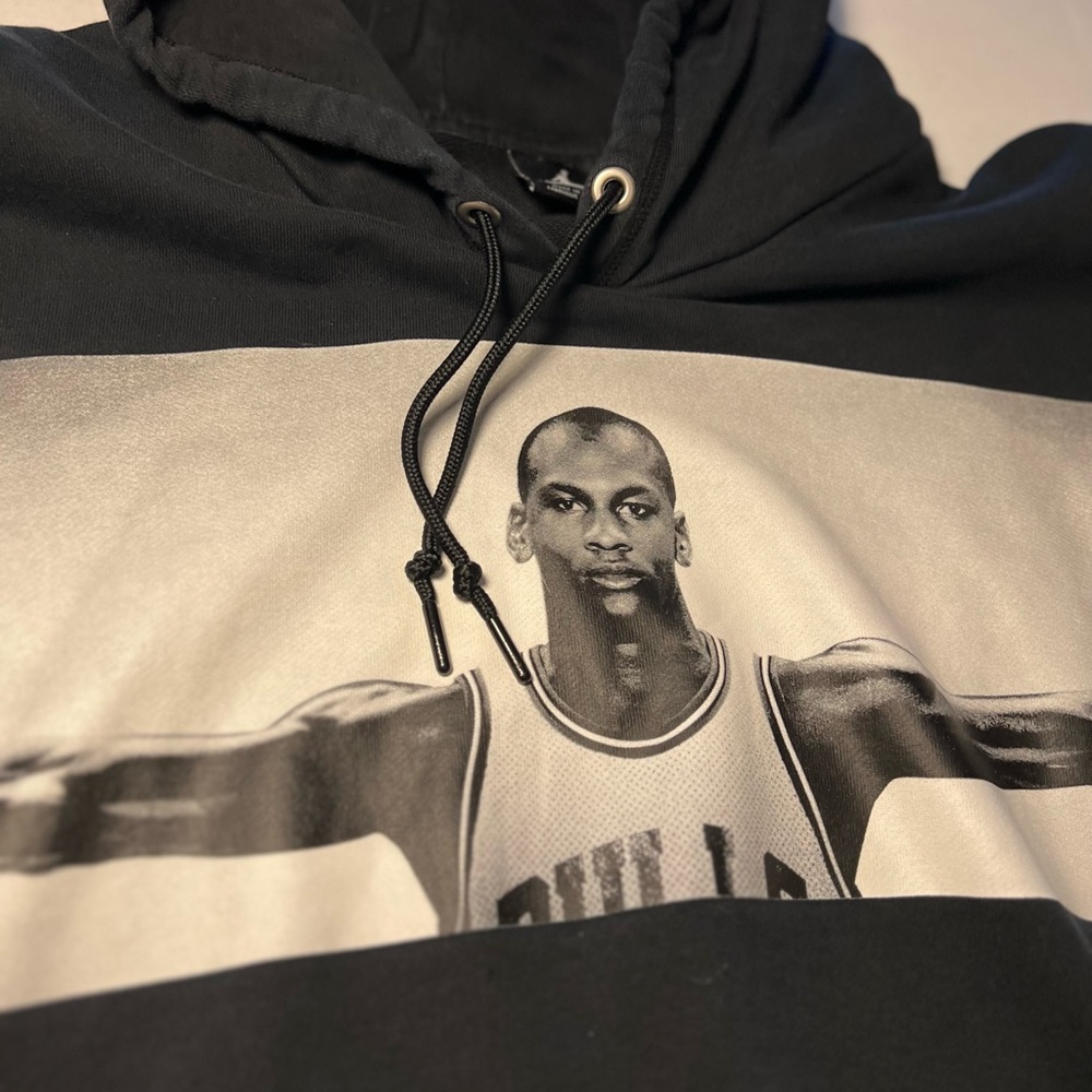 JORDAN HOODY || WINGS ARMS OUT || XXL - Picture 6 of 7